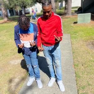 Meet your Posher, Adrian